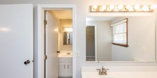 8047 Simfield Road Gallery 21