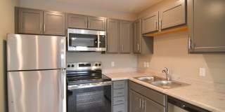 4102 Hamilton Street Gallery 7