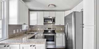 2617 East Maple Street Gallery 1