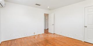 522 Washington Street Gallery 7
