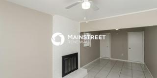 4395 Sherwood Boulevard Gallery 4