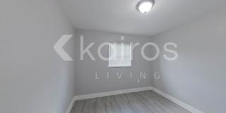 1923 Brack Street Gallery 18