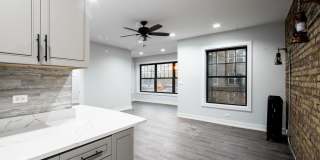 1066 W Glenlake Ave Gallery 2