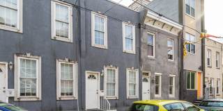 2134 Sears Street Gallery 16