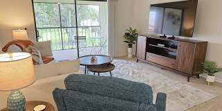 Seasonal Short-Term 2 Bedroom 2 Bathroom 2nd Floor Condo in Estancias of Capri Isles! Gallery 11