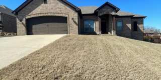 Great location in Sherwood Gallery 1