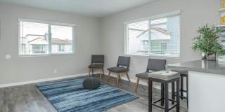 The Enclave at Town Square Gallery 22