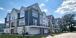 Field & Grove Townhomes of Champlin Gallery 81