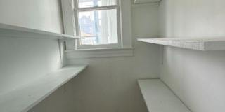 736-738 Eaton St Gallery 17