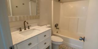 2 bedroom plus den 2 bathroom Gallery 14