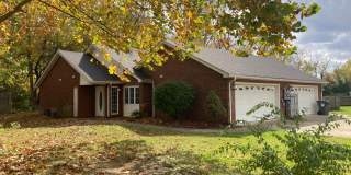 LOCATION LOCATION Location! Close to Baptist Health Hospital, Shopping,  More Gallery 1