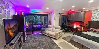 950 N Kings Rd unit: 268 Gallery 1