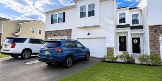 4913 BROOKSIDE Court Gallery 1