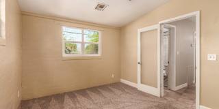 350 East Kelso Street Gallery 18