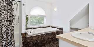 552 Prospect Avenue Gallery 18