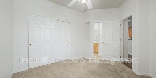 4202 E Broadway Rd Gallery 9