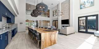 Harbor Hill Gallery 16