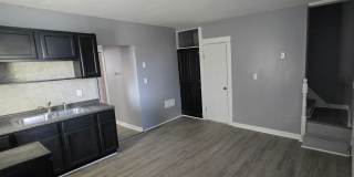 MOVE-IN READY! 2BED/2BATH HOME Gallery 4