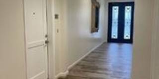 1654 Greenfield Avenue Gallery 3