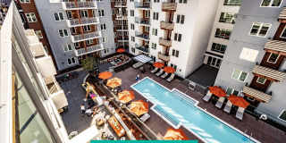 Capitol Towers – Luxury Midrise Gallery 20