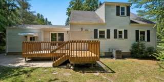 124 Holmes Oval Gallery 20