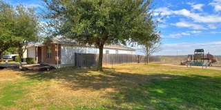 Beautiful 4 Bedroom / 2 Bath Home in Eagle’s Landing Subdivision Gallery 30