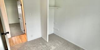 New Listing! 3 bedroom House! Gallery 34