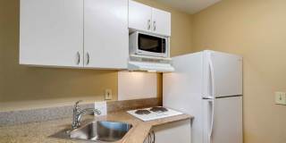 Elizabeth - Newark Airport Gallery 14