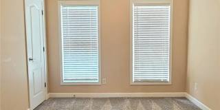 1067 Writers Way Gallery 6