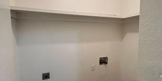 3611 North Drexel Boulevard Gallery 9
