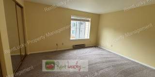 Gorgeous 2 Bedroom Condo with Secured Parking in Unbeatable Bellevue Location!! Gallery 14