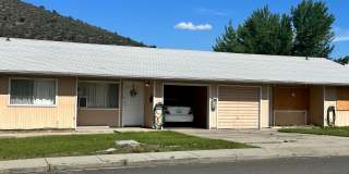 924 S Oregon St Gallery 1