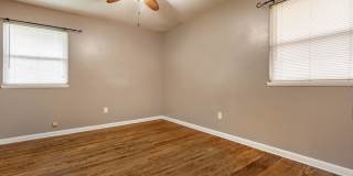 2108 Henderson Dr Gallery 9