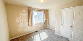 Large, Well-Maintained Duplex Gallery 19