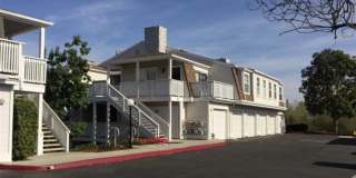 Bright 2 Bedroom Condo in Oceanside! Gallery 1