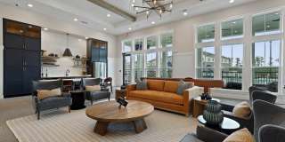 HōM at River Hills Gallery 14