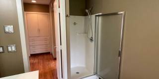 Updated Florence Park South Bungalow! 2 Bed, 1 Bath - Open Floorplan! Gallery 22