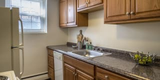 Brattle Drive Gallery 10