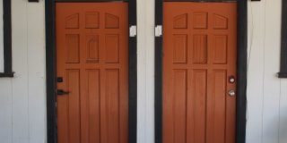 Oak Creek Gallery 16