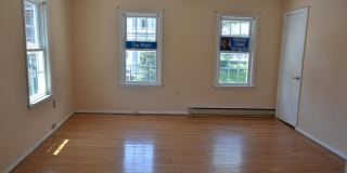 303 COMMERCE Street Gallery 8