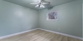 Great Location near Walmart Campus Gallery 13