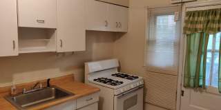Charming 3 Bedroom/1.5 Bathroom Townhome in Cameron Village, MD! Charming 3 Bedroom/1.5 Bathroom Townhome in Cameron Village, MD! Gallery 7