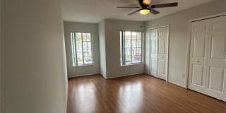 1727 FLUORSHIRE DRIVE Gallery 32