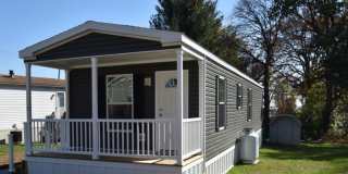 Move-In Ready Mobile Home with Upgrades! Gallery 1