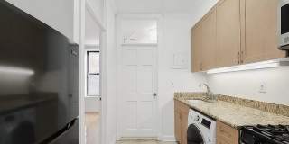 209 West 102nd Street Gallery 7