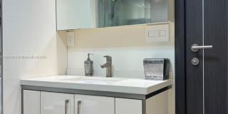 251 174TH ST APT #1505 SUNNY ISLES BEACH, FL 33160 Gallery 6