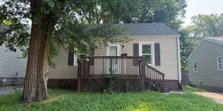 2 Bed 1 Bathroom 900.00 2 Bed 1 Bathroom 900.00 Gallery 1