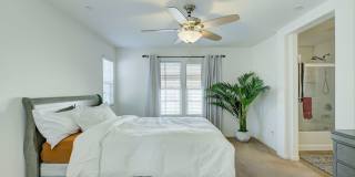 Experience the Best of Lincoln Crossing Living! — $500 Off First Month’s Rent if You Move In by 08/21! Gallery 20