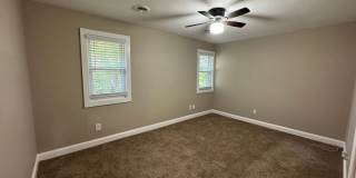Private Duplex Style 2-bedroom! Gallery 13