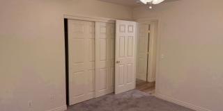 wonderful 3 bedroom townhome with a great location! Gallery 7